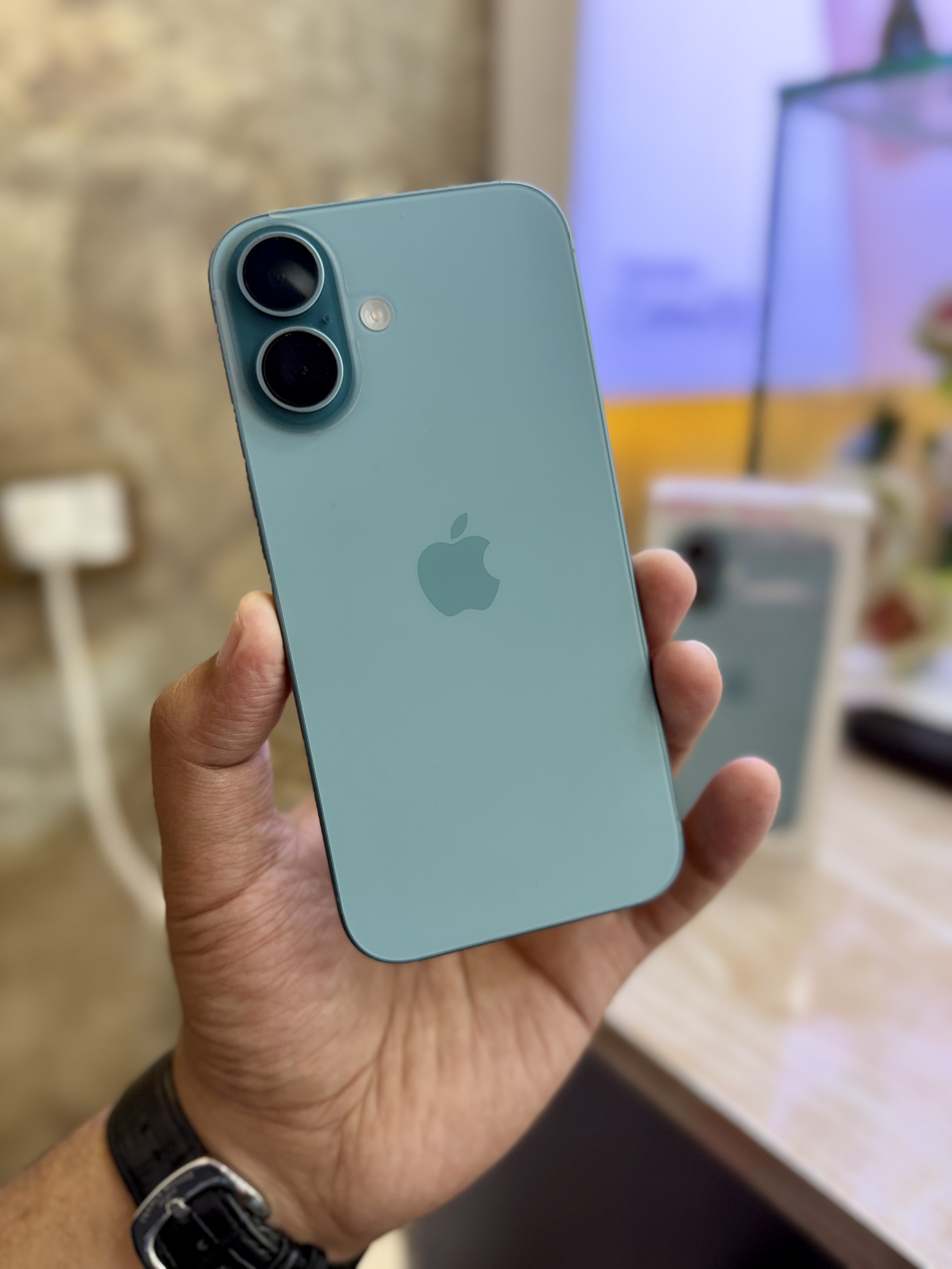 IPhone 16 256gb green