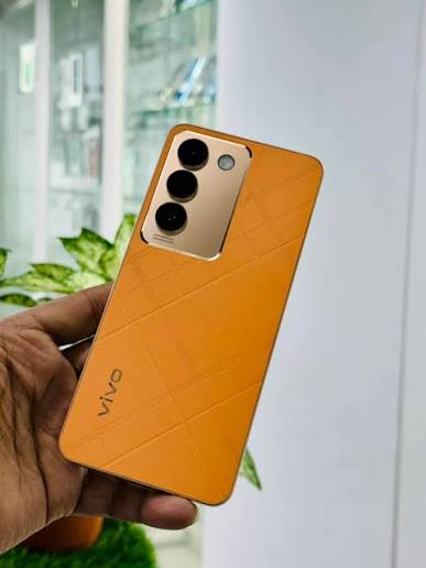Vivo y200e 6/128